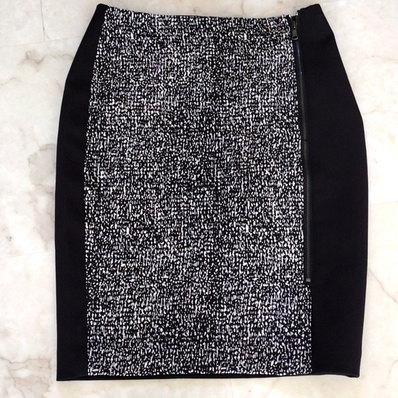 Ann Taylor Dresses & Skirts - Ann Taylor skirt.